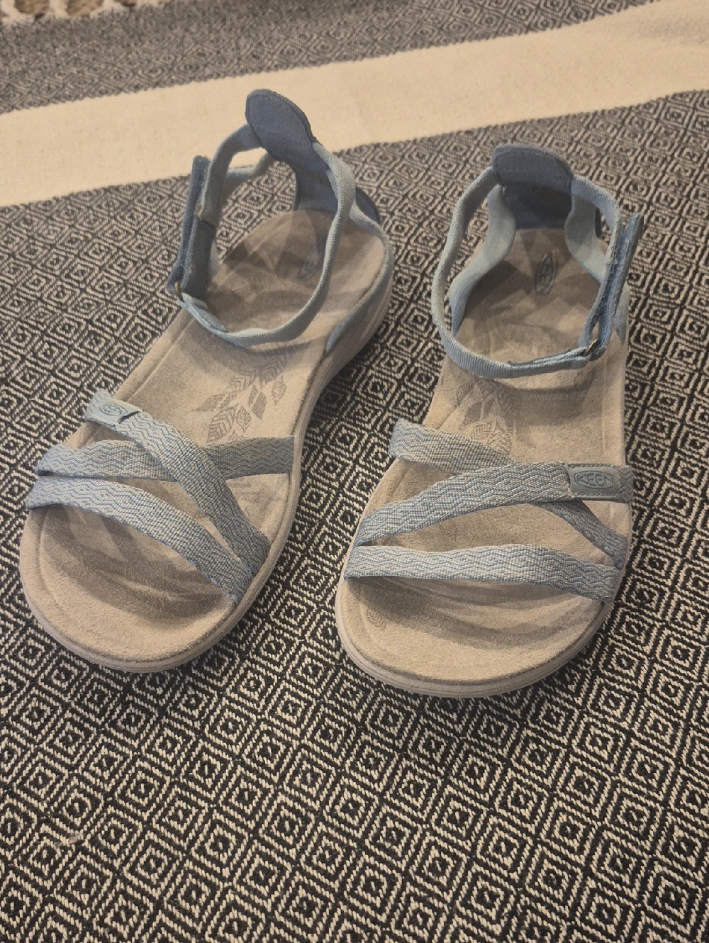 Keen Damaya Ankle Sandals Size 9